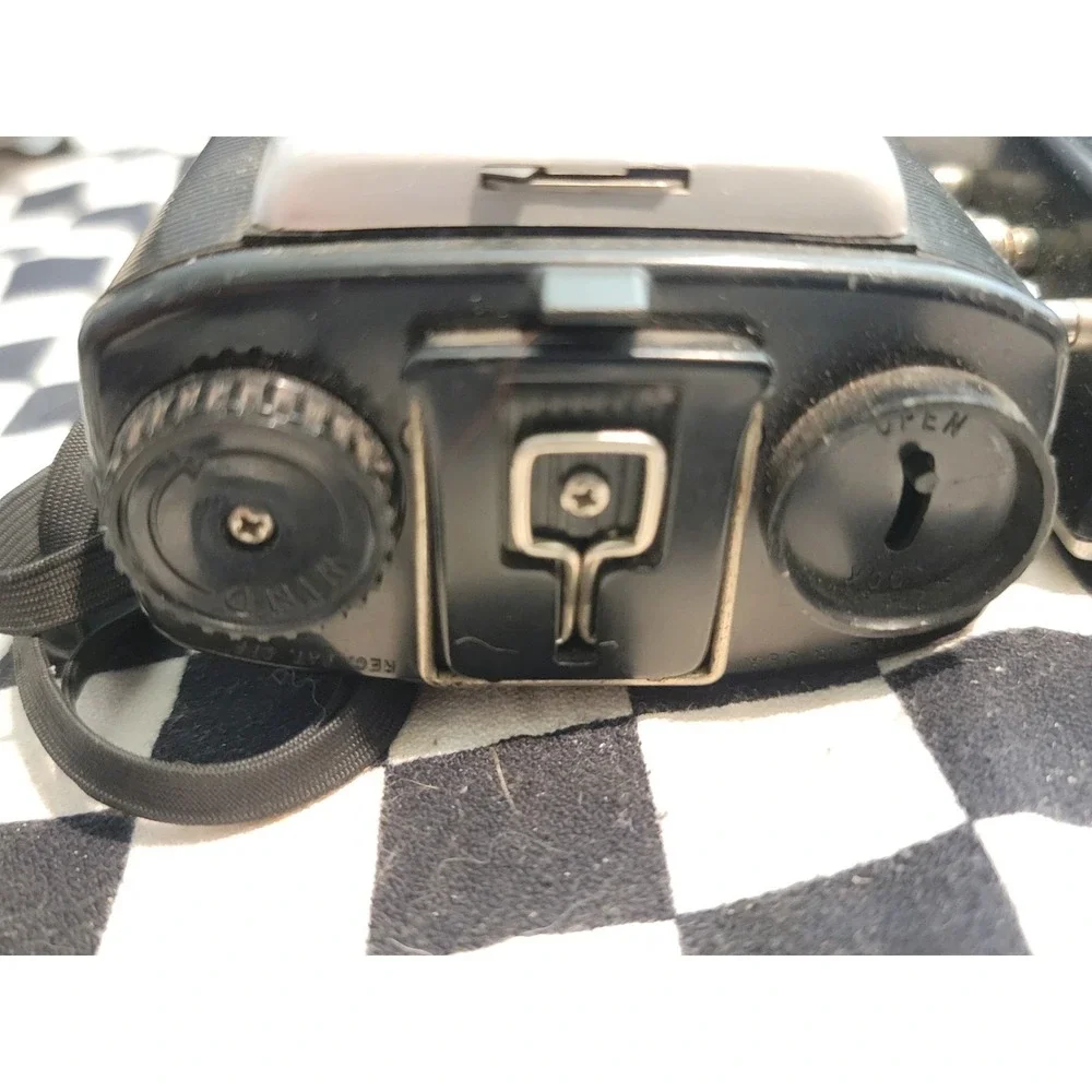 KODAK BROWNIE STARFLEX TWIN LENS CAMERA w/ KODALITE FLASH